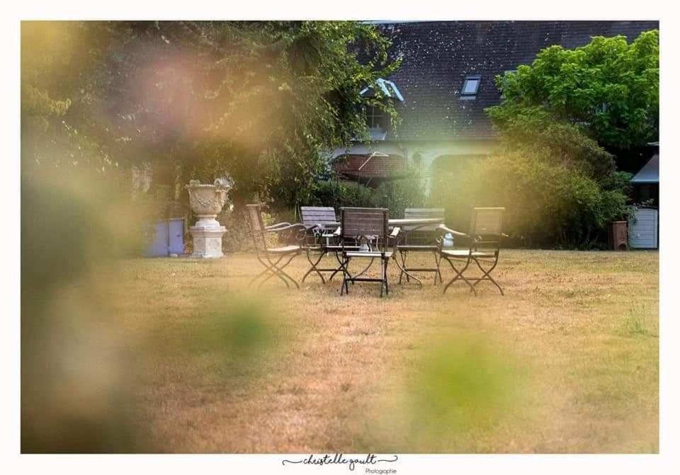 Bed and Breakfast La Cour d'Hortense à Sailly-Flibeaucourt Extérieur photo